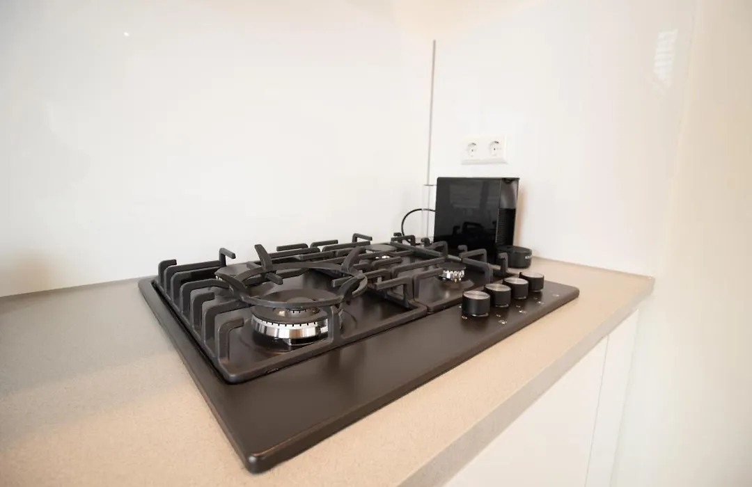 Escamp Apartments-1